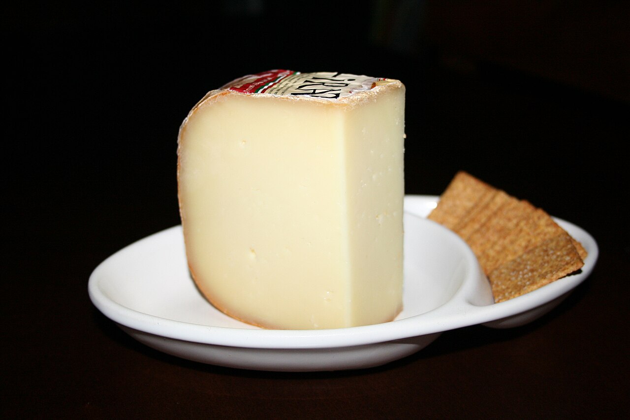Ossau-Iraty : Fromage AOP Ossau-Iraty, photo fromage de brebis basque