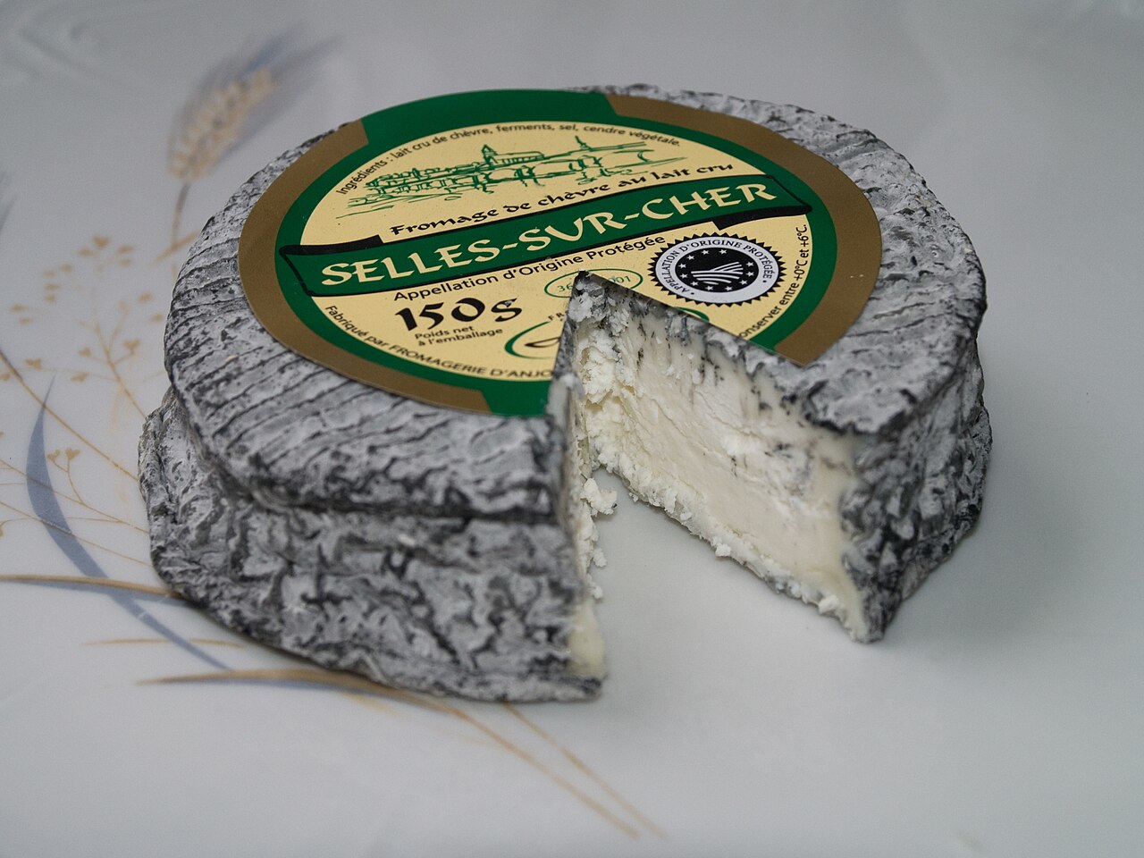 Selles-sur-Cher : Fromage AOP Selles-sur-Cher, photo fromage de chèvre du Loir-et-Cher